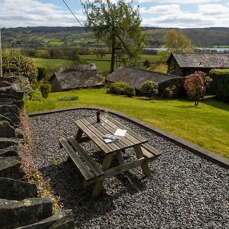 Fieldmouse 度假居