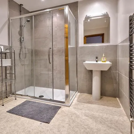 度假居 Fieldmouse