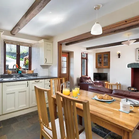 Fieldmouse Конистон